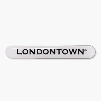 The Glass Nail Buffer from LONDONTOWN effortlessly smooths and polishes your nails to a perfect shine.