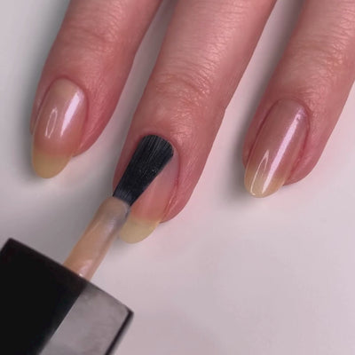 Bare Illuminating Nail Concealer