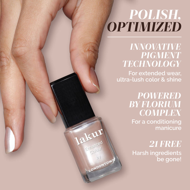 Hand holding a bottle of LONDONTOWN Cold Foam; text highlights its long-lasting color, conditioning formula, and absence of 21 harsh ingredients—like a whipped pearl finish for your nails.