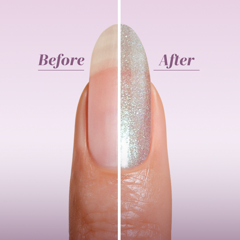 A close-up shows a natural nail (Before) beside one transformed with LONDONTOWN’s Shimmering Nail Highlighter - Stardust (After), highlighting the stunning sparkle and perfect before-and-after results.