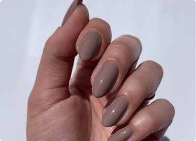 Nails painted in lakur Chai