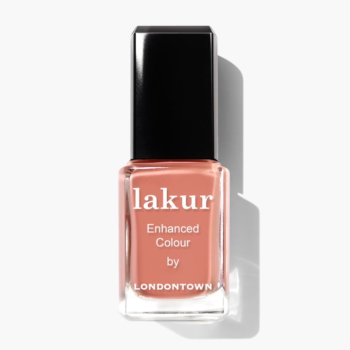 A bottle of LONDONTOWN&